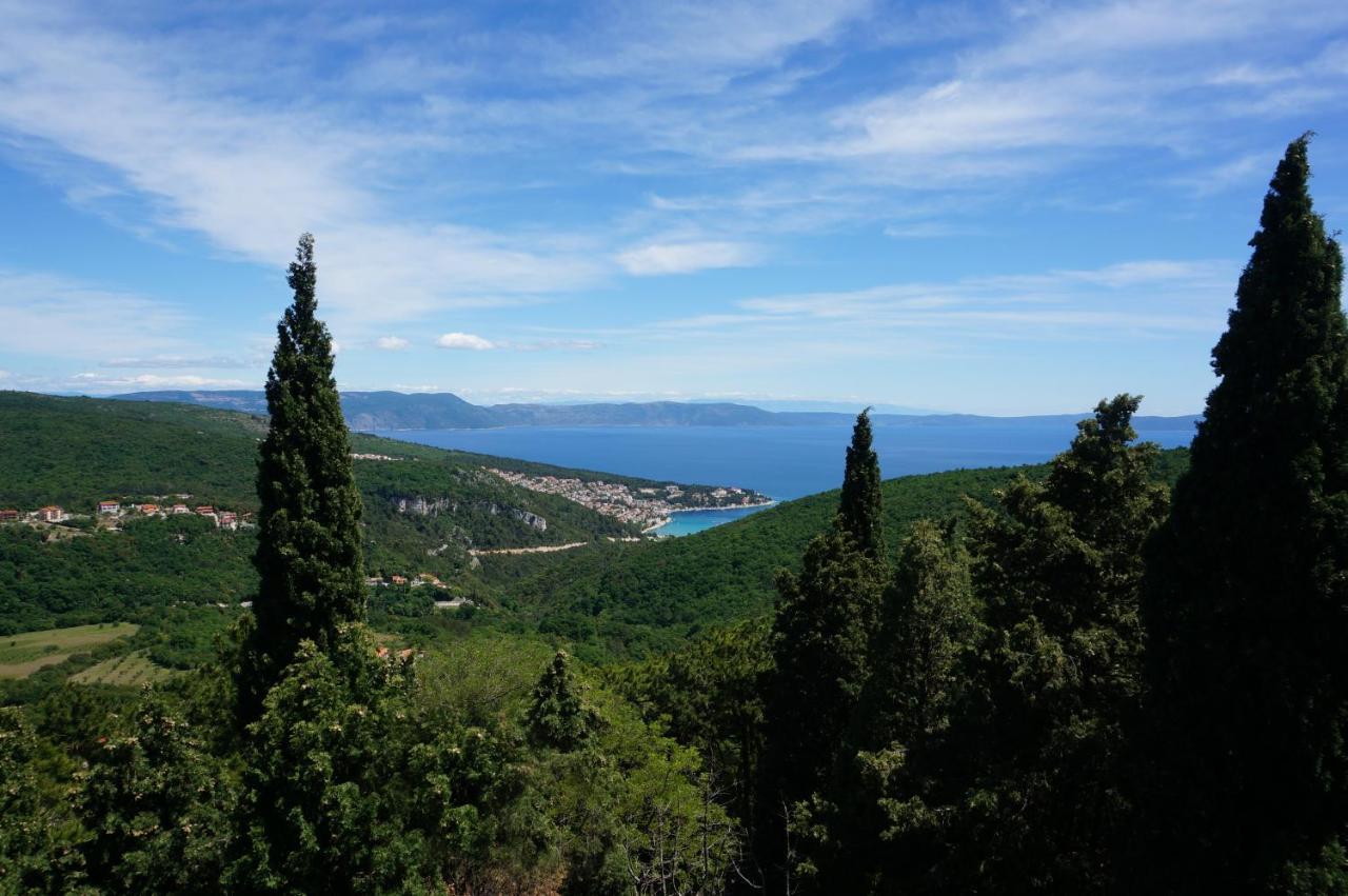 Apartment Layla - Intermezzo With Sea View In Center Of Rabac Exteriör bild