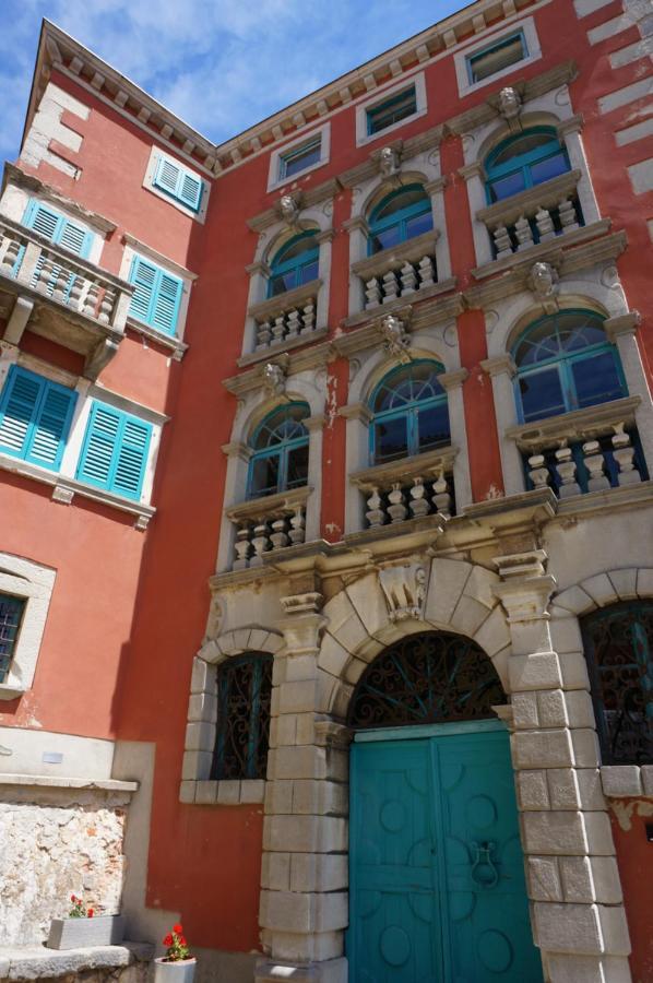 Apartment Layla - Intermezzo With Sea View In Center Of Rabac Exteriör bild