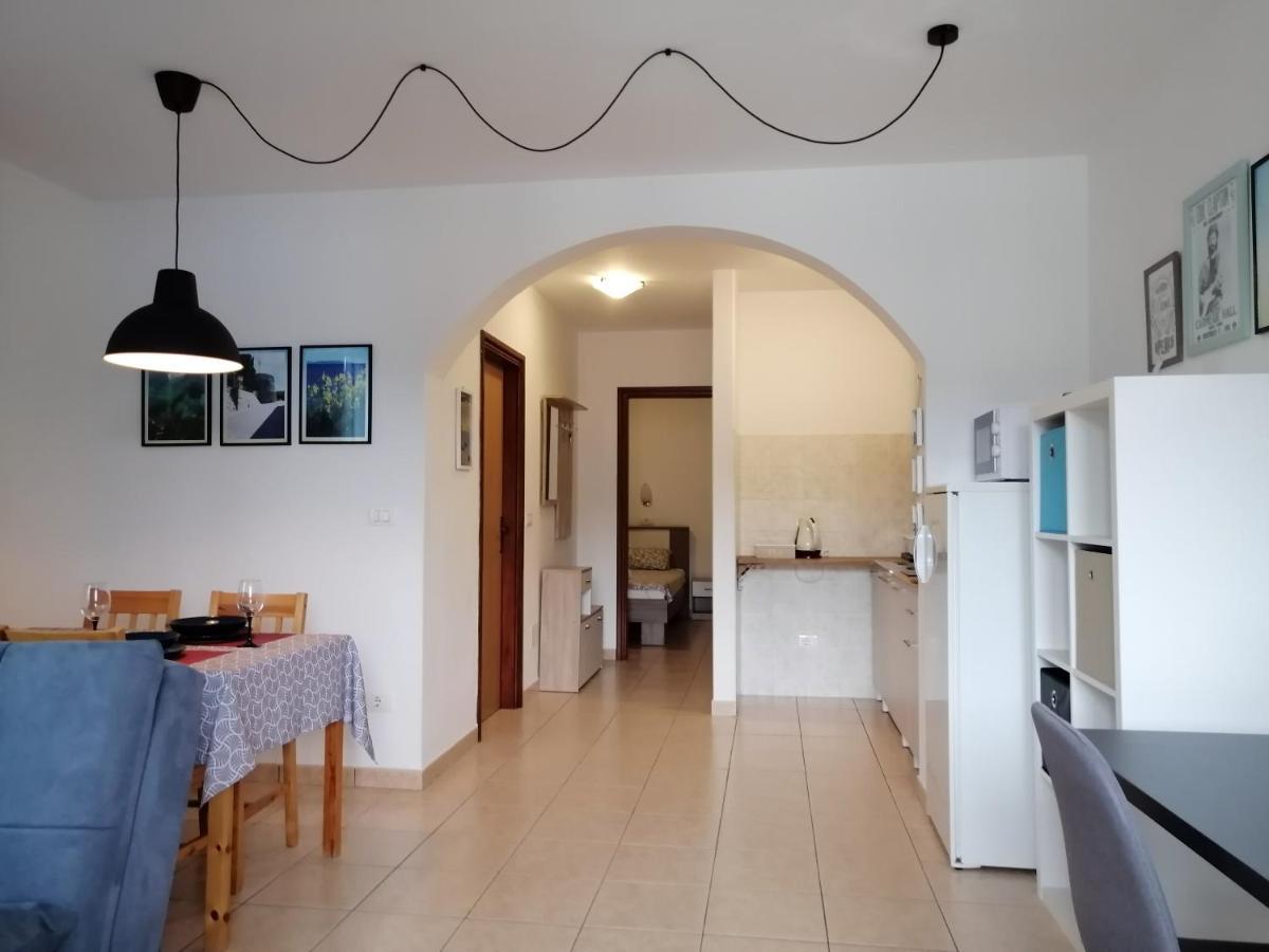 Apartment Layla - Intermezzo With Sea View In Center Of Rabac Exteriör bild