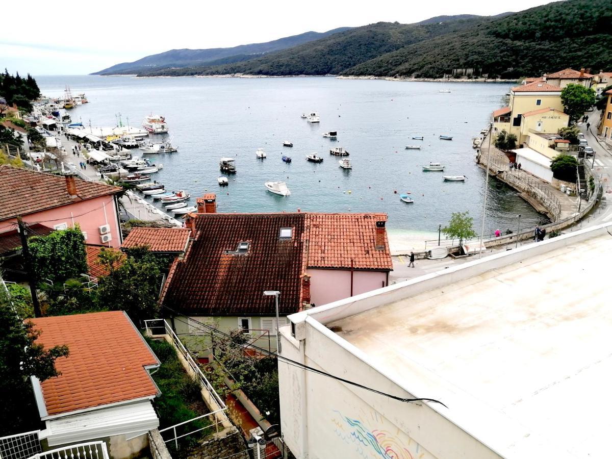 Apartment Layla - Intermezzo With Sea View In Center Of Rabac Exteriör bild