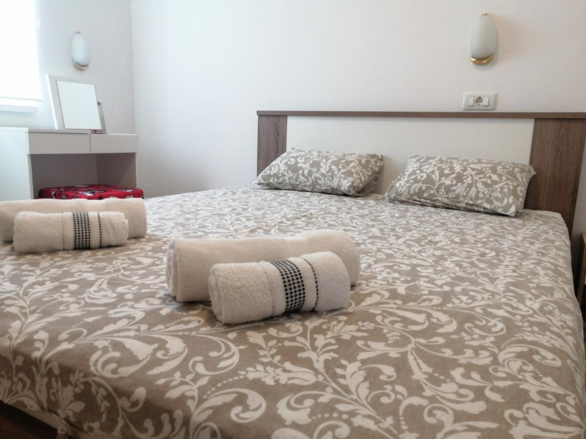 Apartment Layla - Intermezzo With Sea View In Center Of Rabac Exteriör bild