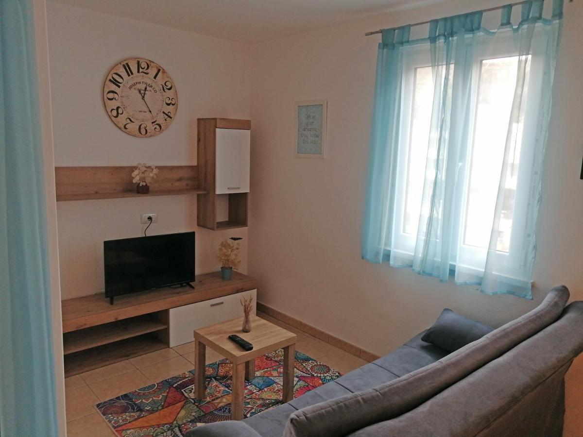 Apartment Layla - Intermezzo With Sea View In Center Of Rabac Exteriör bild